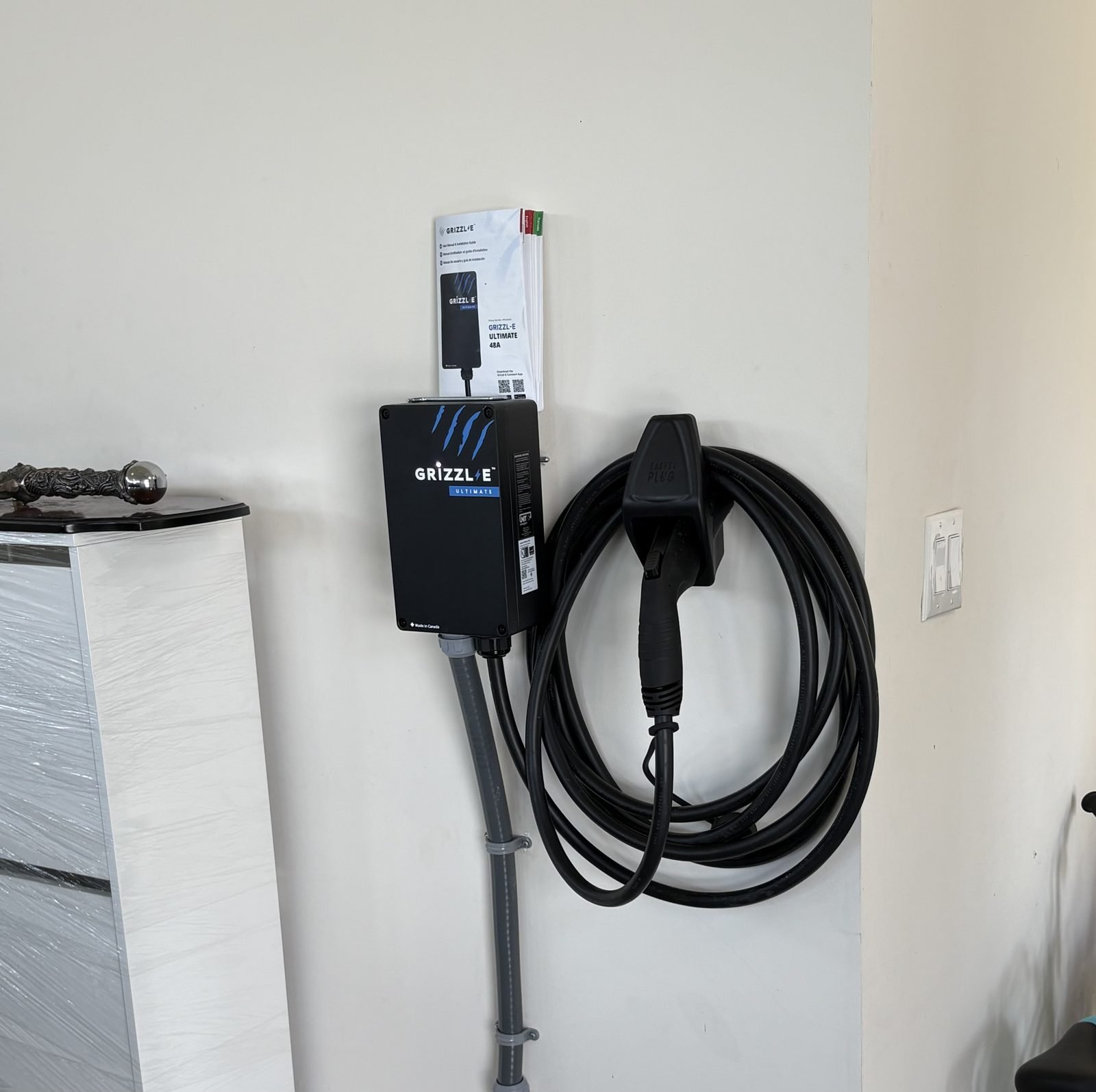 EV charger grizzl e by Saters Electric